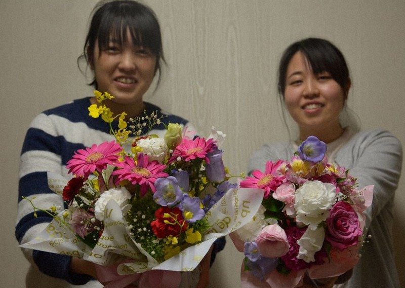 家で花見て 心癒やして フラワーアレンジメント 割安販売 県産花卉の販売促進へ 推進協がキャンペーン 青森 毎日新聞