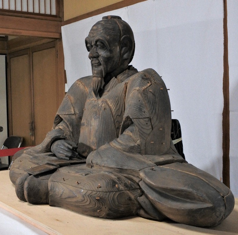 毎小ニュース：話題 秀吉の木の像発見 国内最大 大阪 | 毎日新聞