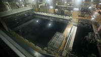 日本原燃の使用済み核燃料の受け入れ貯蔵プール＝青森県六ケ所村で2018年12月10日、佐々木順一撮影
