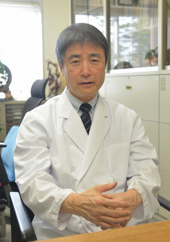 石川県対策本部会議のアドバイザーを務める市村宏教授=金沢大で、阿部弘賢撮影