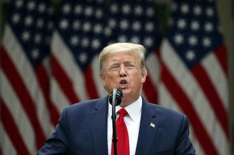 中国への対抗措置を発表するトランプ米大統領=ホワイトハウスで29日、AP
