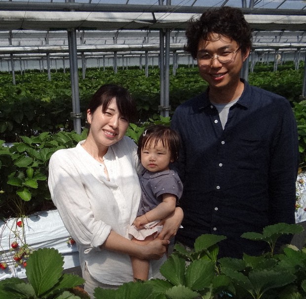 ひと ちば 木更津の マンモスいちご園 石井圭祐さん ２９ 律子さん ２９ 二人三脚５年 夢を追う 千葉 毎日新聞