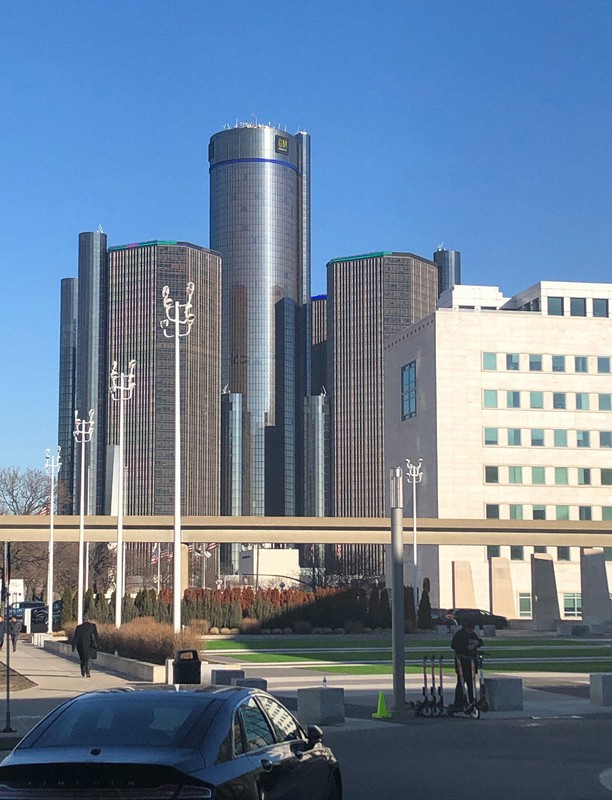 米自動車大手ゼネラル・モーターズ(GM)本社=米ミシガン州デトロイトで2019年1月、中井正裕撮影