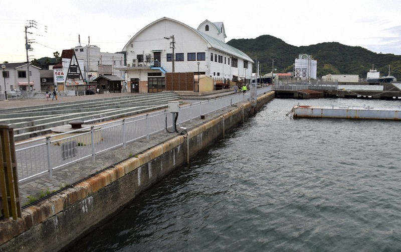 小松島市長選2020：市政の課題は／上 「仕事が無い」加速する人口減 働き盛り、市外へ流出 ／徳島 毎日新聞