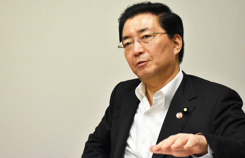 山下芳生氏=須藤孝撮影