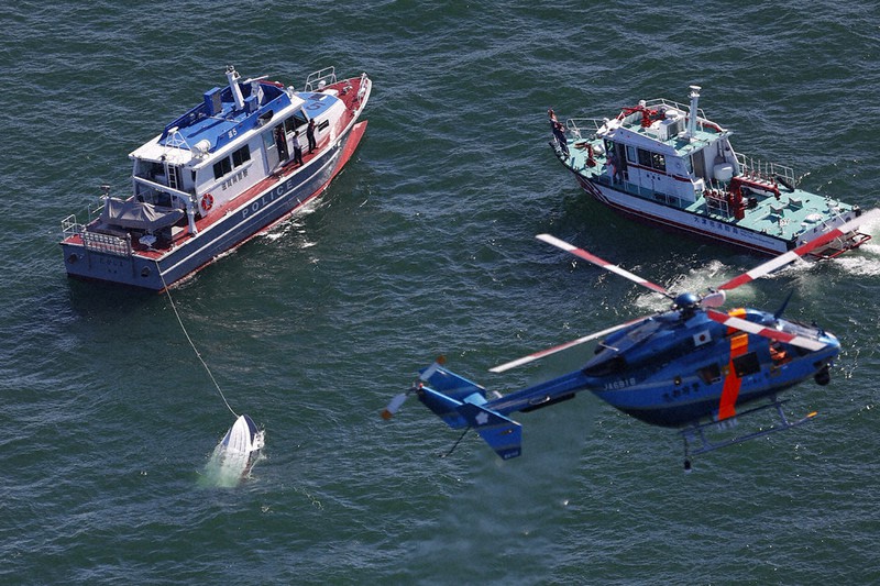 琵琶湖ボート転覆から１週間 救助まで３時間待つ 救命胴衣の人につかまり 滋賀 毎日新聞