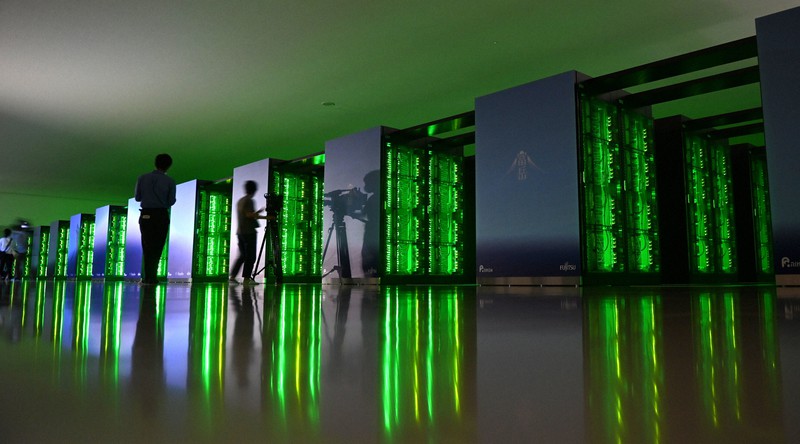 スーパーコンピューターの富岳=神戸市中央区で2020年6月16日午前11時40分、望月亮一撮影