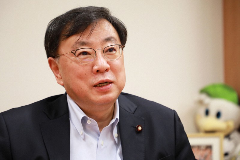 松野博一氏=岡本同世撮影
