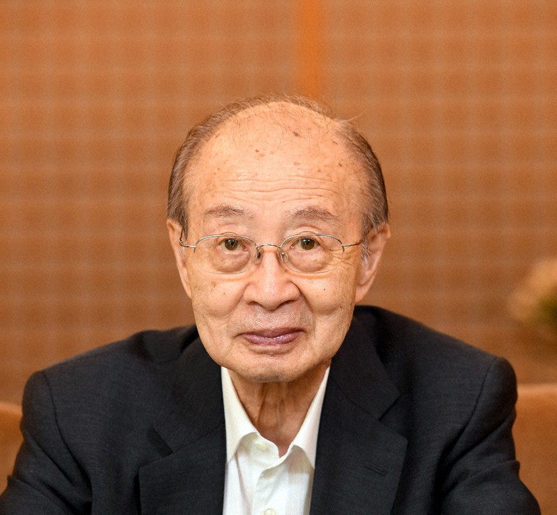 明石康さん