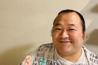 休場続く大相撲 友風 懸命のリハビリに励む愛弟子見守る師匠が近況を語る 毎日新聞