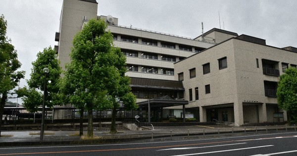 岡山県立津山高校　百年史　【B'z稲葉さん母校】 稲葉さんの通った学校 - 津山瓦版