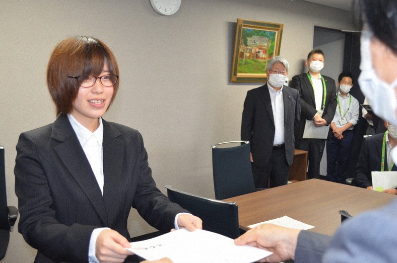 地域おこしに新隊員 銃猟とわな猟免許所持 菅生文佳さん ジビエ活用の流れつくる 伊賀 三重 毎日新聞