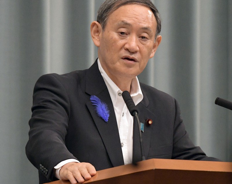 記者会見する菅義偉官房長官=首相官邸で2020年7月10日、竹内幹撮影