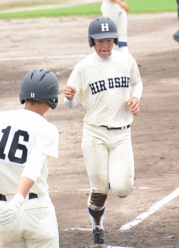 広島新庄高校　公式戦用ユニフォーム 広島新庄高校 野球部 ユニフォーム 甲子園出場校 ミズノの落札