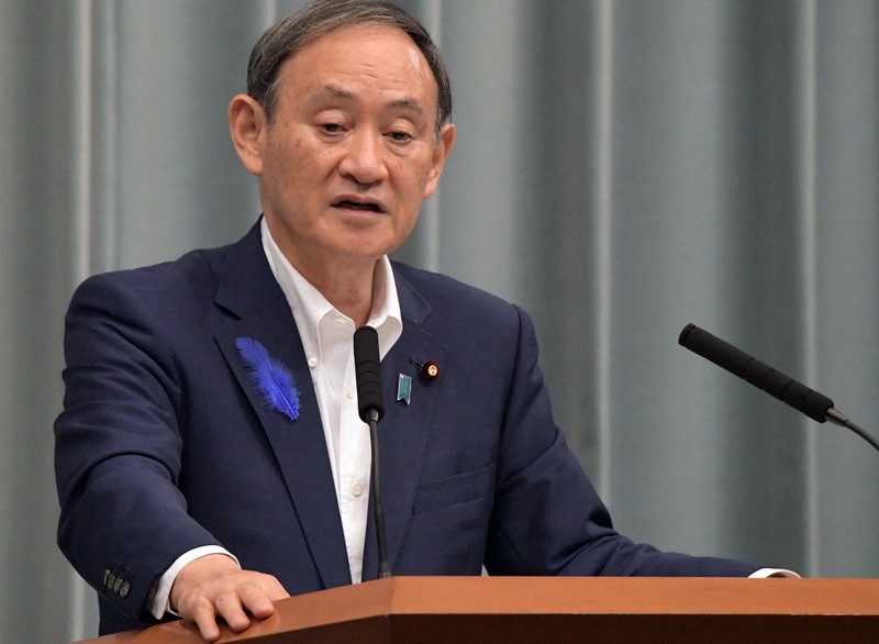 記者会見する菅義偉官房長官=首相官邸で2020年7月15日午前11時28分、竹内幹撮影
