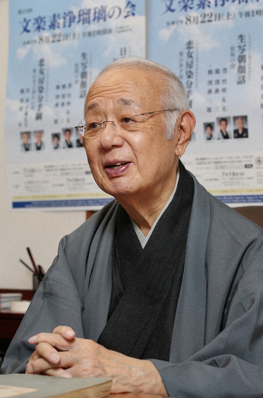 「文楽素浄瑠璃の会」への思いを語る豊竹咲太夫=大阪市天王寺区で2020年7月7日、大西達也撮影