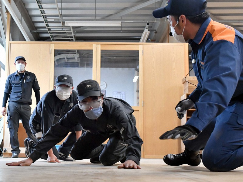 吹き抜け構造の建物調査 法的根拠なくできぬ 法改正求める声 京アニ事件 毎日新聞