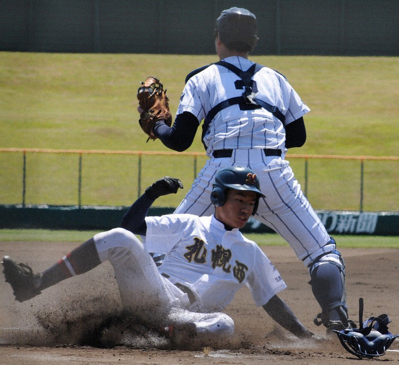 夏の高校野球 独自大会 札幌稲雲 １７安打快勝 羽幌が一挙４点サヨナラ 北海道 毎日新聞