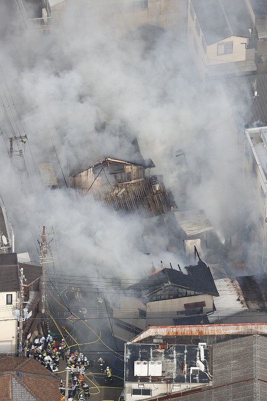 社会 大阪 西淀川区で化学工場火災 計200平方メートル焼ける けが人なし 写真特集1 5 毎日新聞