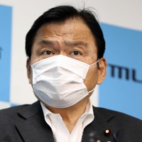 記者会見する赤羽一嘉国土交通相＝国交省で2020年7月21日午前11時18分、小川昌宏撮影