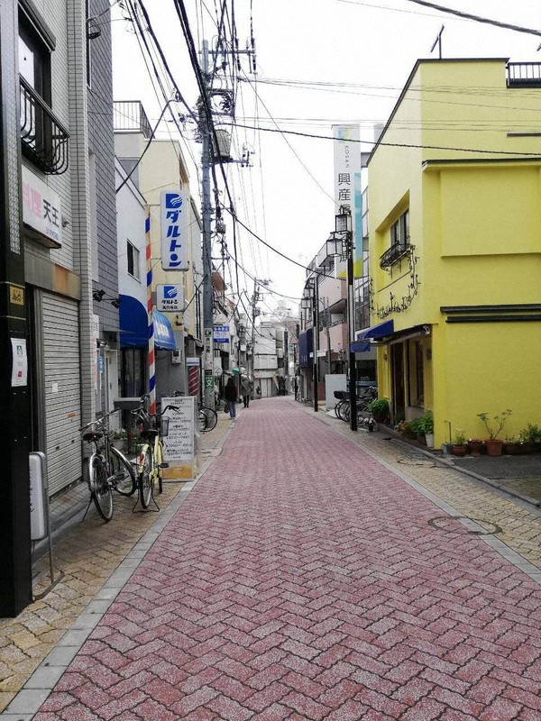 古着屋にライブハウス 若者の街 高円寺 コロナの爪痕 イマドキ若者観察 藤田結子 毎日新聞 経済プレミア