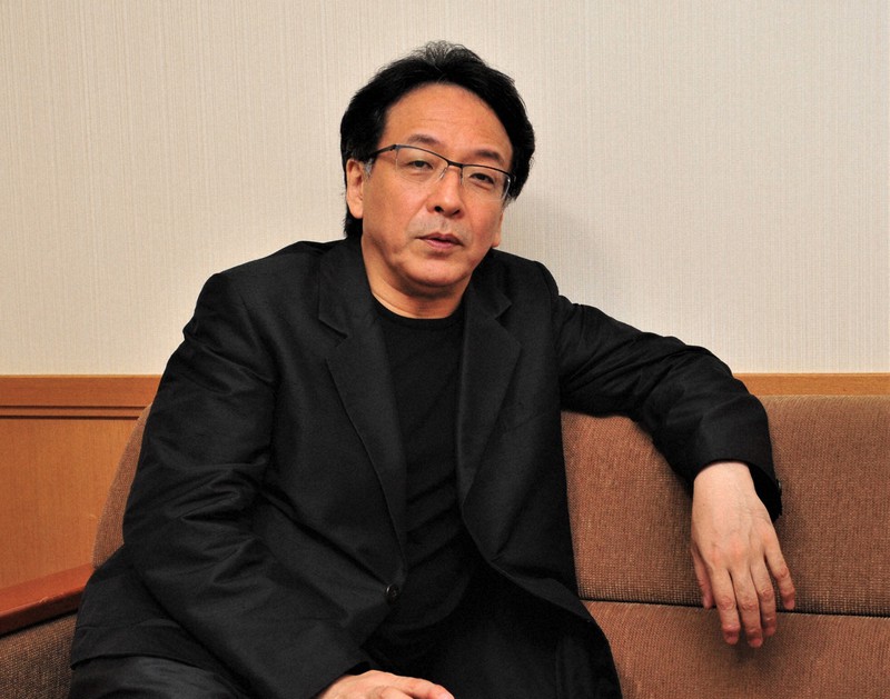 インタビューに答える沼尻竜典さん=大津市で2020年6月23日午後4時54分、濱弘明撮影