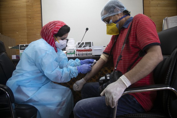 Virus Antibodies Fade Fast But Not Necessarily Protection The Mainichi