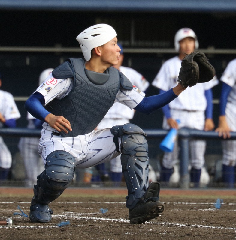 攻守にわたってチームを支える健大高崎の戸丸秦吾=上毛新聞敷島球場で2019年10月20日、妹尾直道撮影