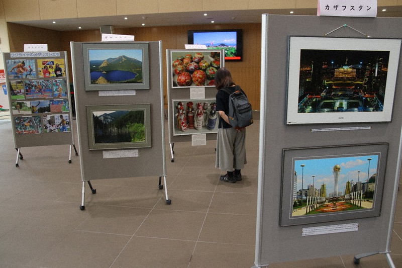 東京五輪 パラリンピック カザフスタンとウクライナ 名所や文化を写真で紹介 橿原 奈良 毎日新聞