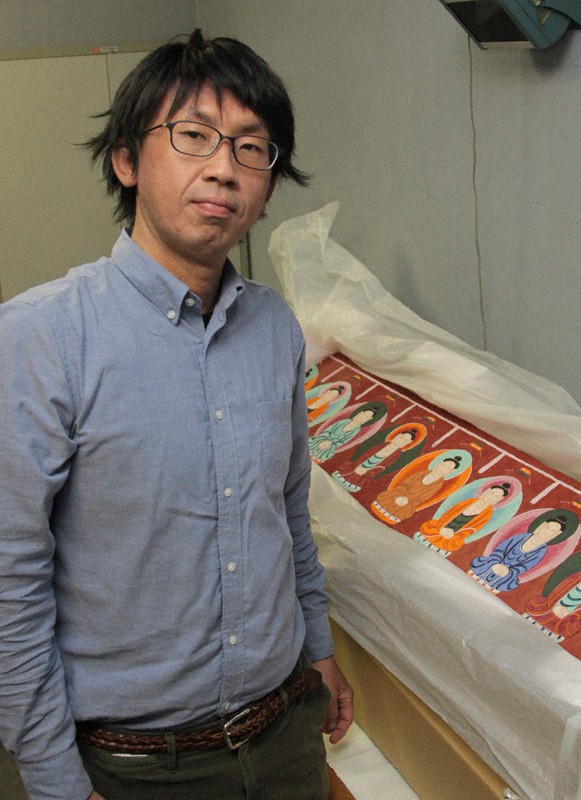 国立民族学博物館の助教に就任した末森薫さん=大阪府吹田市で、宮川佐知子撮影