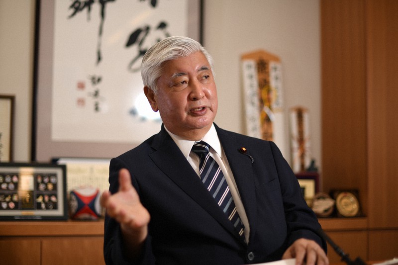 中谷元氏=内藤絵美撮影
