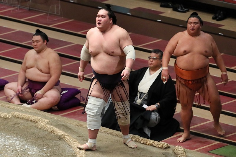メル55507です。照ノ富士 照ノ富士が優勝 5年ぶり2度目 元大関、序二段から復活は初 御嶽海破る