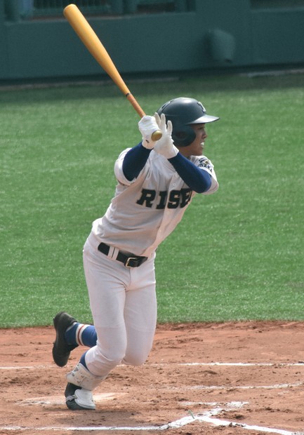 履正社・池田が先頭打者本塁打 優勝なき独自大会に「勝って終わる」と