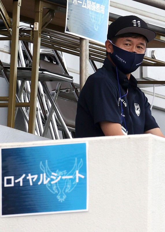 横浜FC 三浦知良 三浦カズ 50YEARS MEMORIAL盾