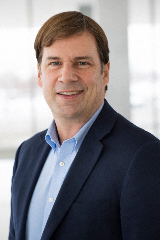 米フォード新CEOにジム・ファーリー氏 元米トヨタ販売副社長 | 毎日新聞