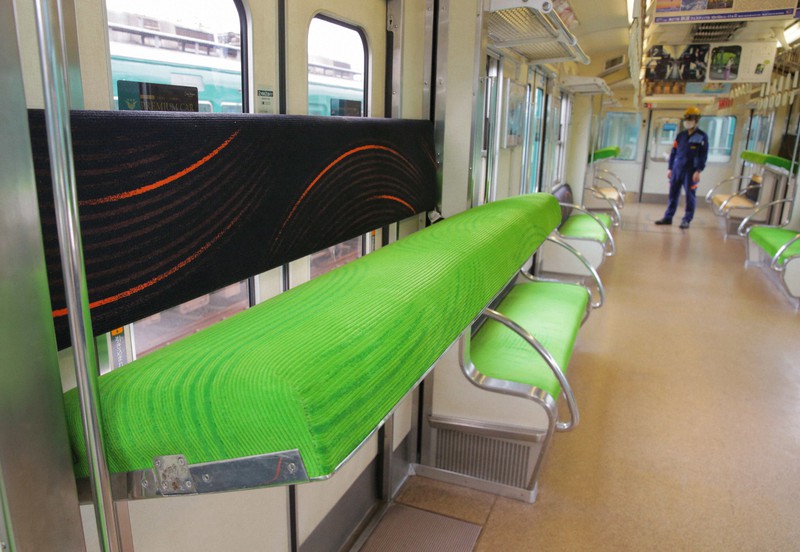 消えゆく 通勤地獄 の象徴 国内唯一の多扉車 京阪5000系 引退へ 鉄道通勤どう変わる 毎日新聞
