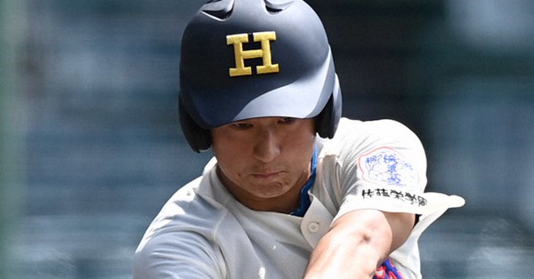 重ねた鍛錬、決勝タイムリー 花咲徳栄・渡壁「食らいついた」 センバツ