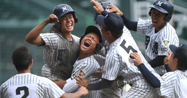 明徳義塾、終盤の粘りでサヨナラ 鳥取城北は継投実らず センバツ