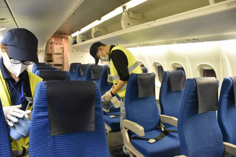 新型コロナ 安心して空の旅を 航空各社 感染防止策公開 新潟空港 新潟 毎日新聞 新型コロナ 安心して空の旅を 航空各社 感染防止策公開 新潟空港 新潟 毎日新聞