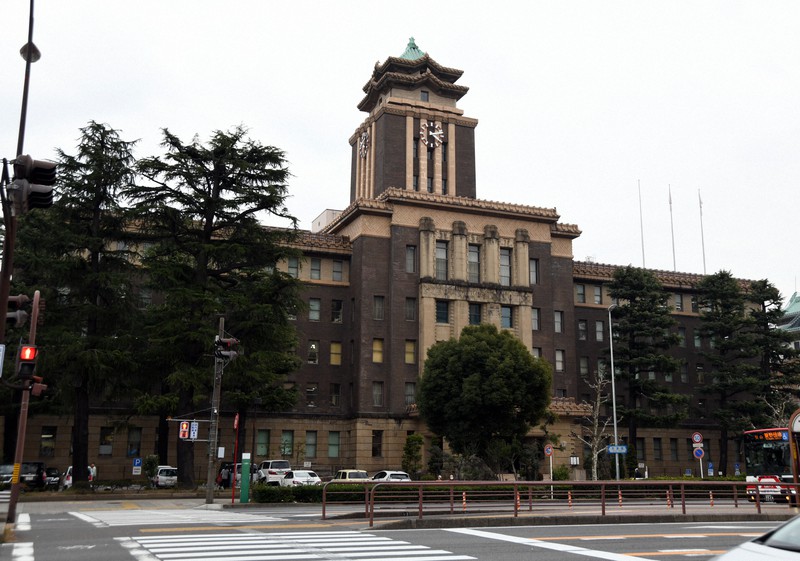 名古屋市役所=鮫島弘樹撮影