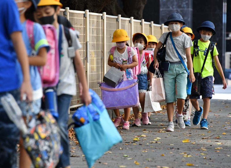 新型コロナ 夏休みあっという間 名古屋の小中校 授業再開 毎日新聞