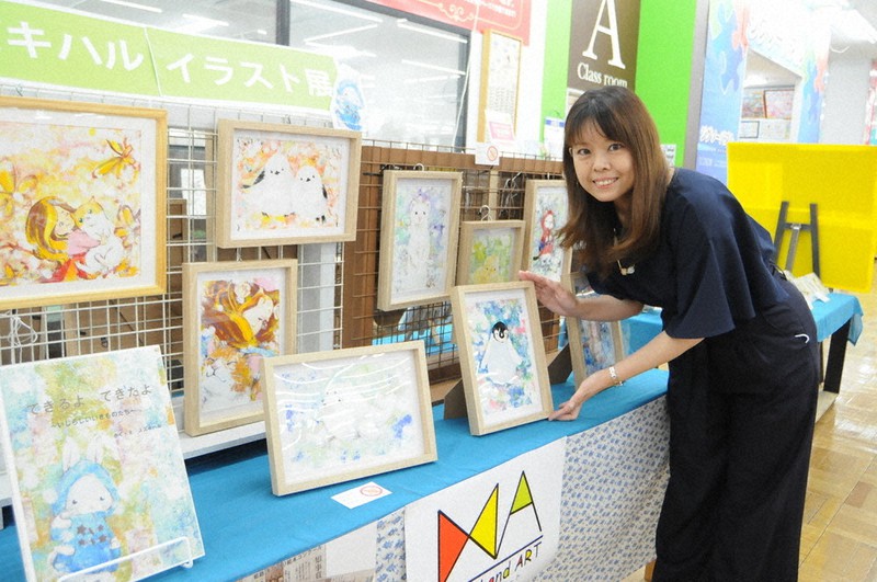 子の成長 動物で表現 スズキさん絵本コン受賞原画展 姫路 兵庫 毎日新聞
