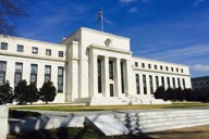 米連邦準備制度理事会（FRB）本部＝米ワシントンで