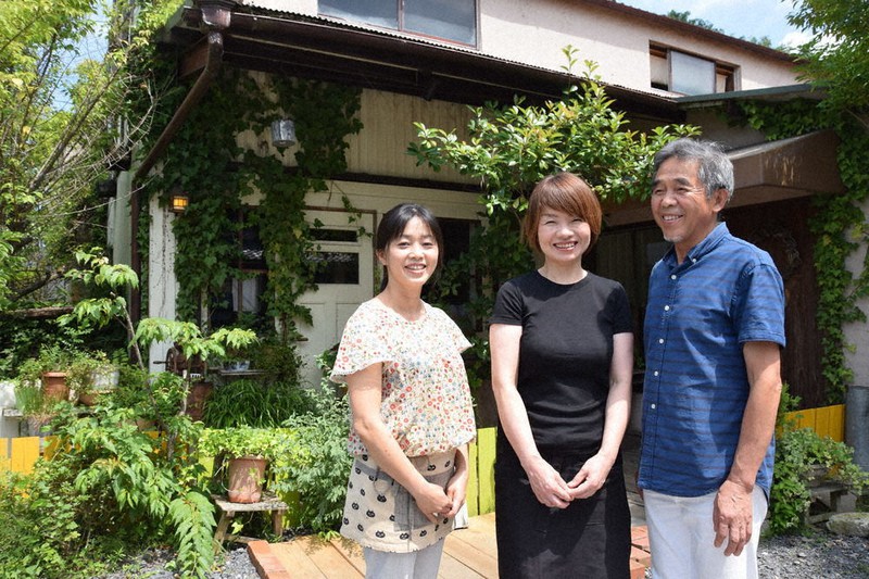 旬の配達便 新鮮 カボチャのプリン 名張市下小波田 つぐみカフェ 三重 毎日新聞