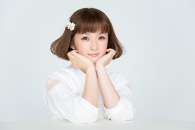 はい どこでもドア 奈良 斑鳩の屋上に突如 ドアメーカー 元気に 毎日新聞 はい どこでもドア 奈良 斑鳩の屋上に突如 ドアメーカー 元気に 毎日新聞