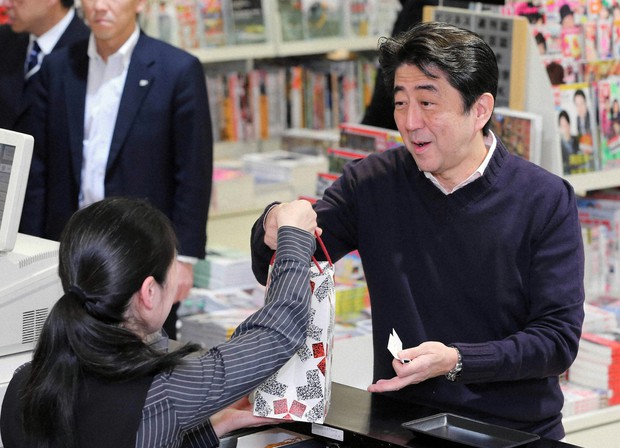 緊急特集「安倍から菅へ」： 安倍政権の最大の矛盾と最大の成果を語