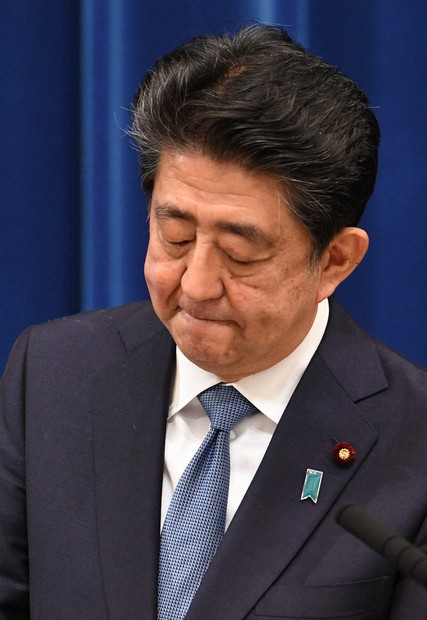 最長」のおわり：国政選挙6連勝の原動力 安倍カラー抑えた