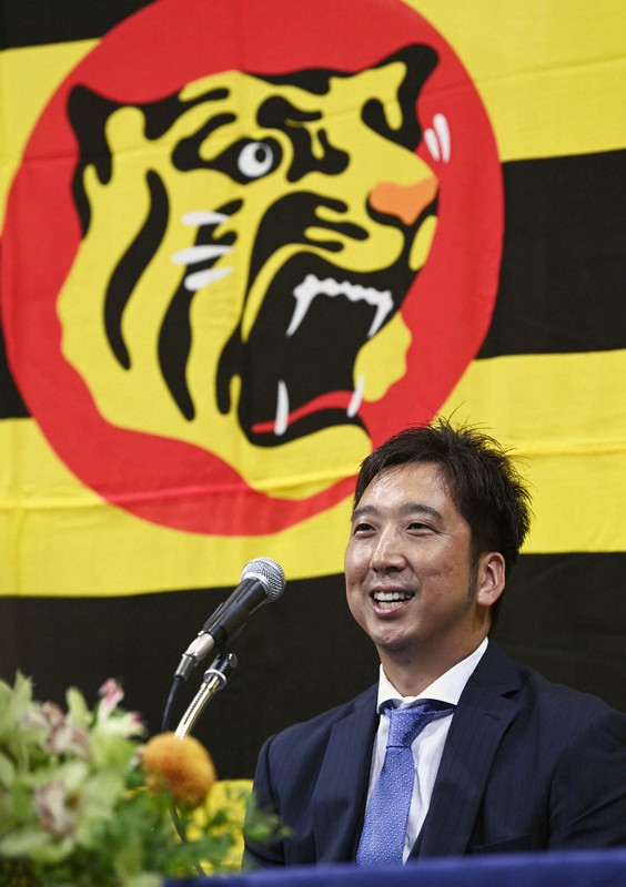 記者会見に臨む阪神の藤川球児投手=兵庫県西宮市で2020年9月1日午後1時2分、藤井達也撮影