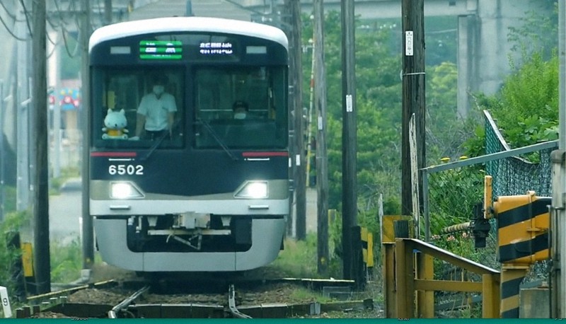 乗って残そう」 存続危機の神戸電鉄・粟生線 地元高校生が動画で魅力