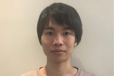 性のキュレーションアプリ「Sex　＆　Life」を開発した船橋二和病院の研修医、新真大さん＝東京都北区で2020年6月27日、野村房代撮影